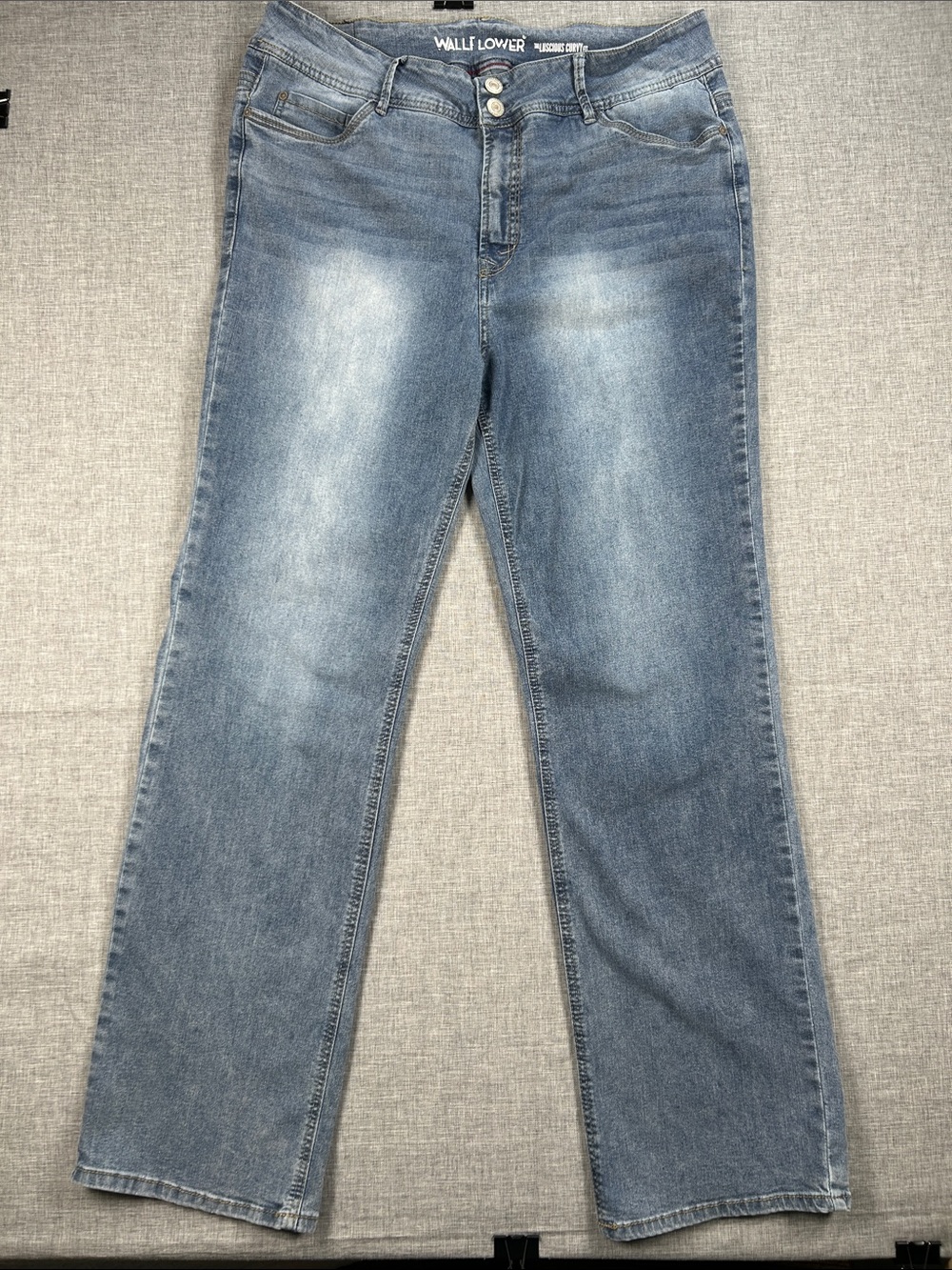 WallFlower Luscious Curvy Fit Bootcut Jeans Women’s 20 Plus Long Stretch